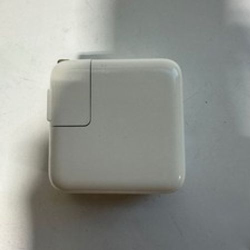 APPLE USB-C 29W POWER ADAPTER